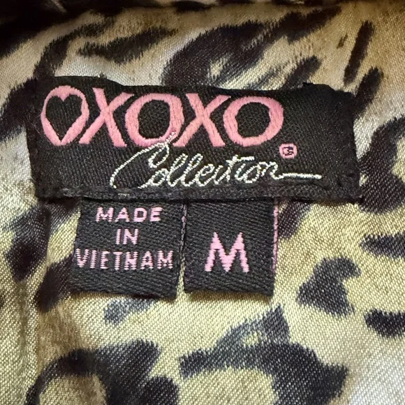 XOXO Leopard Print Jacket with Black Fur Collar - Picture 5 of 5